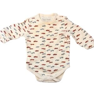 Fin & Vince Organic Cotton Onesie with‎ Cars
